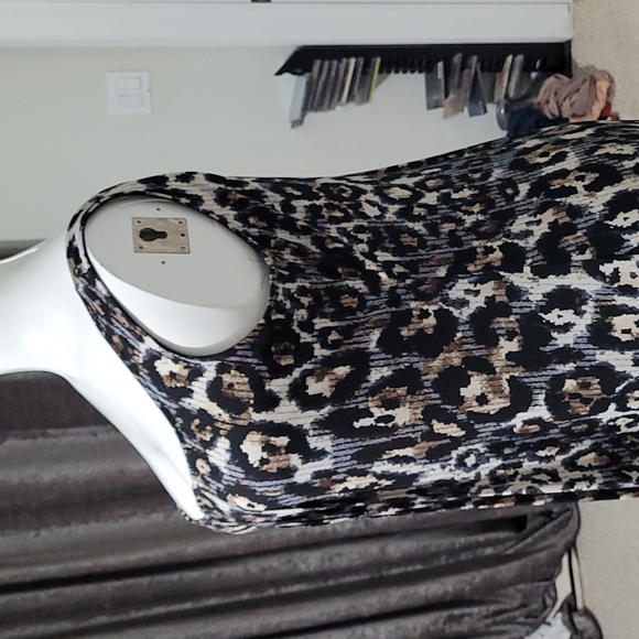 Glamor dress - Picture 3 of 5